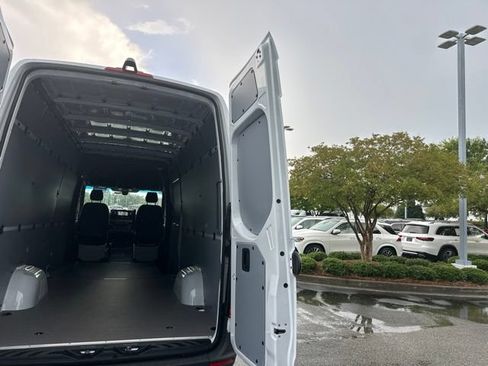 New 2026 Mercedes-Benz Sprinter 2500 image 25