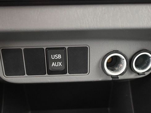 Used 2013 Toyota Tacoma PreRunner image 4