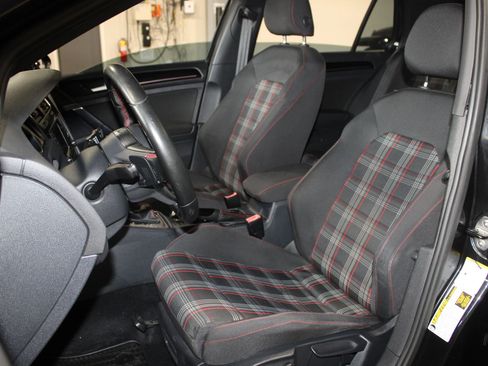 Used 2015 Volkswagen GTI S image 25