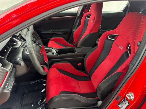 Used 2021 Honda Civic Type R image 16
