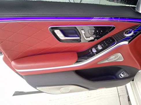 Used 2023 Mercedes-Benz S 580 4MATIC Sedan image 9