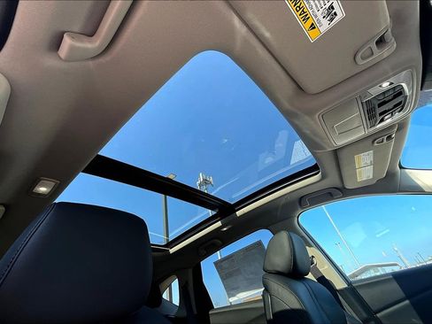 Used 2024 Acura RDX SH-AWD image 26