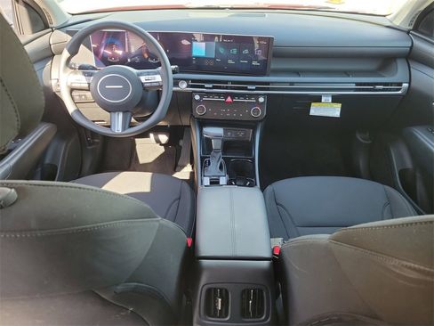 New 2025 Hyundai Tucson SEL image 16