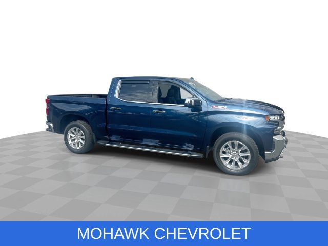 Used 2020 Chevrolet Silverado 1500 LTZ w/ LTZ Premium Package AWD/4WD image 3