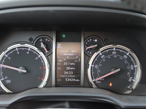 Used 2022 Toyota 4Runner TRD Off-Road Premium image 25