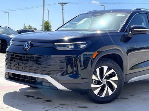 New 2025 Volkswagen Tiguan S image 2