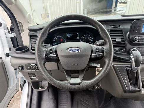 Used 2023 Ford Transit 250 Medium Roof AWD image 25