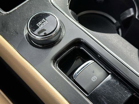 Used 2020 Lincoln Corsair Reserve w/ Elements Package image 21