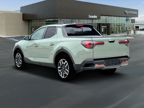 Certified 2025 Hyundai Santa Cruz Limited AWD/4WD image 5