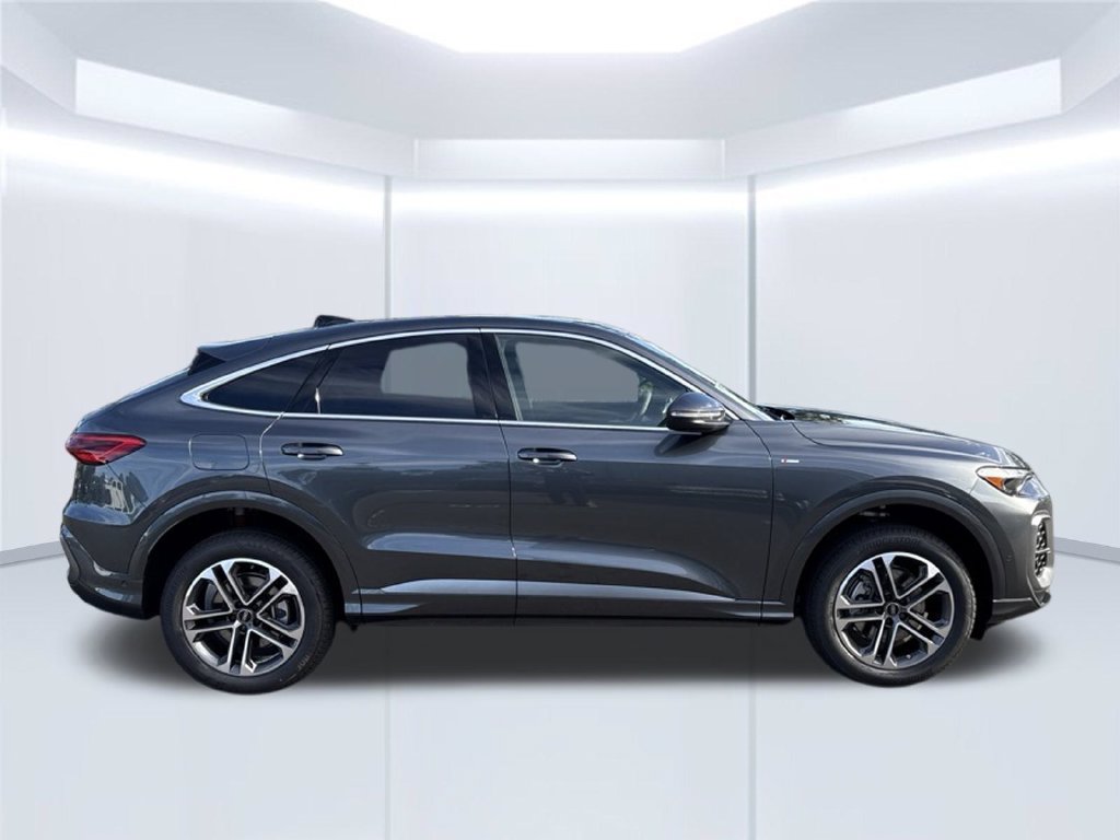 New 2026 Audi Q5 Premium Plus AWD/4WD image 6