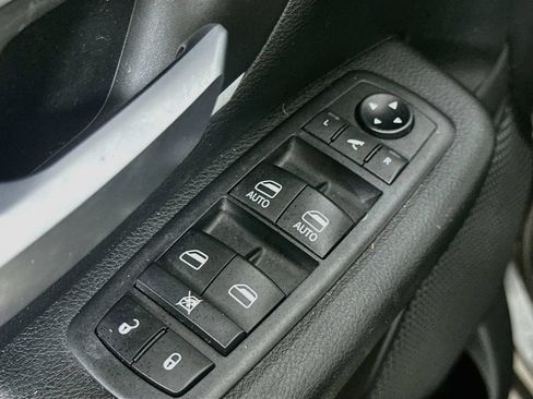 Used 2020 RAM 1500 Big Horn AWD/4WD image 19