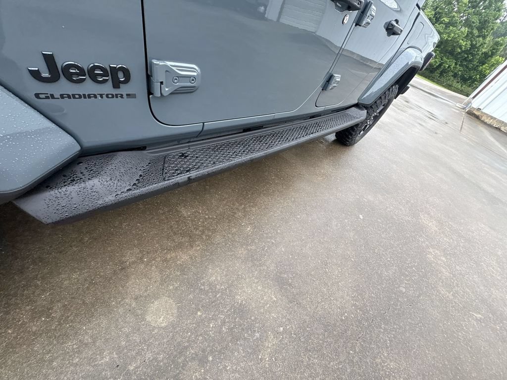 New 2026 Jeep Gladiator Sport AWD/4WD image 36