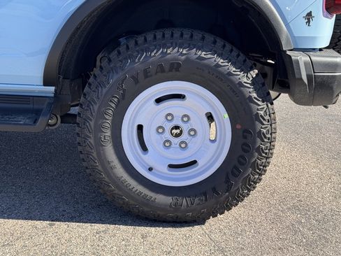 New 2025 Ford Bronco Heritage Edition image 14