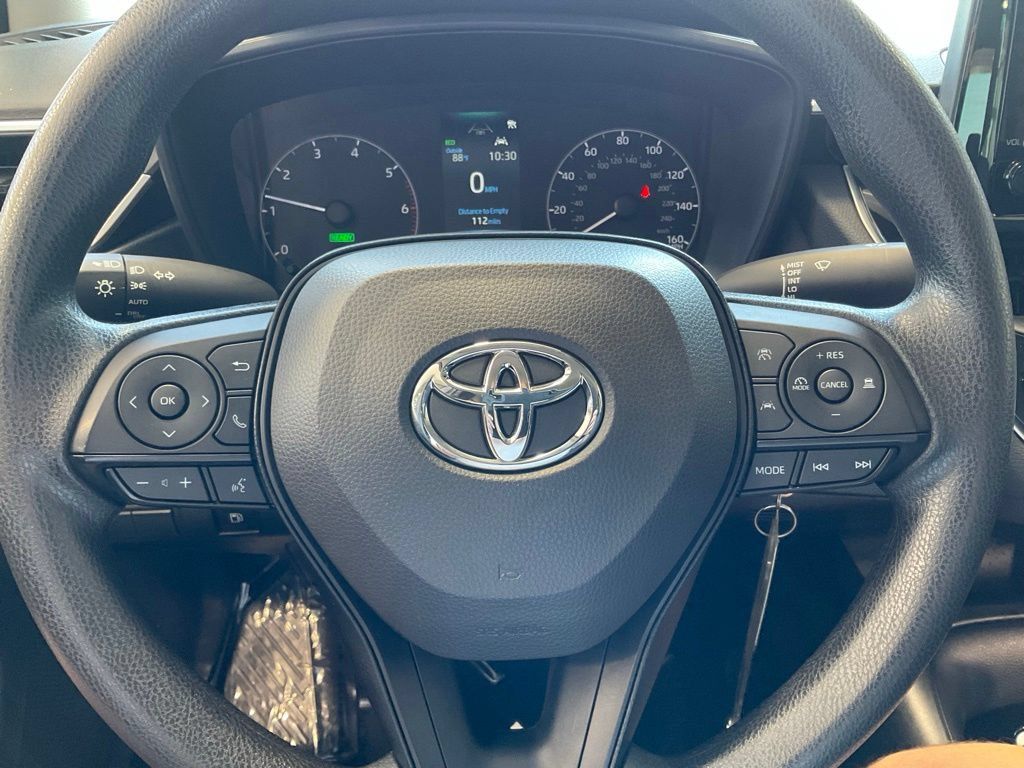 Certified 2025 Toyota Corolla LE FWD image 11