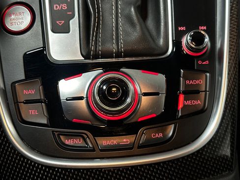 Used 2017 Audi SQ5 Premium Plus w/ Technology Package image 42