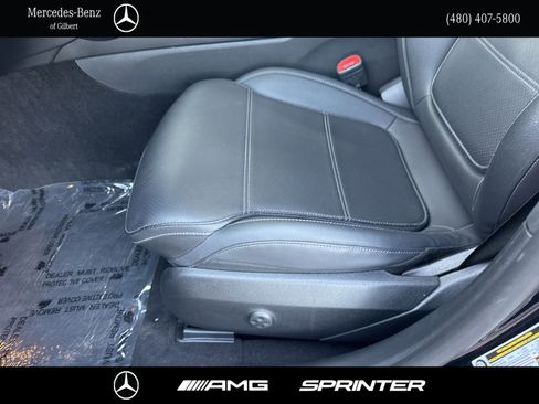 Used 2023 Mercedes-Benz C 300 Sedan image 13