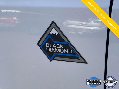 Certified 2023 Ford Bronco Black Diamond image 10