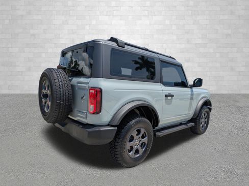 Used 2023 Ford Bronco 2-Door AWD/4WD image 2