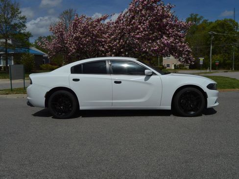 Used 2020 Dodge Charger Police w/ Street Appearance Group image 7