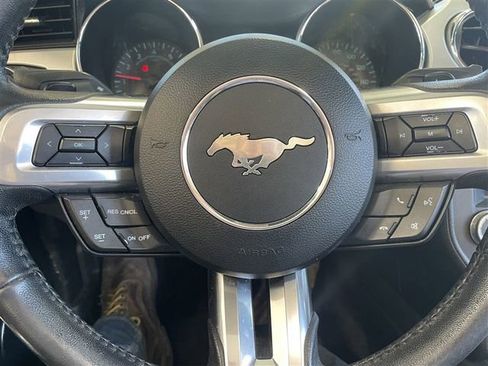 Used 2017 Ford Mustang Premium image 11