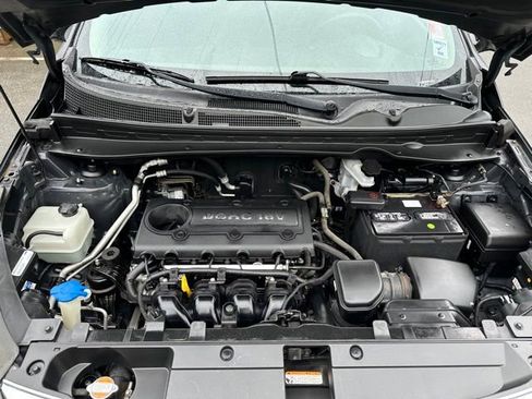 Used 2011 Kia Sportage LX w/ Convenience Pkg image 17