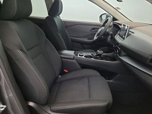 Used 2023 Nissan Rogue S image 21