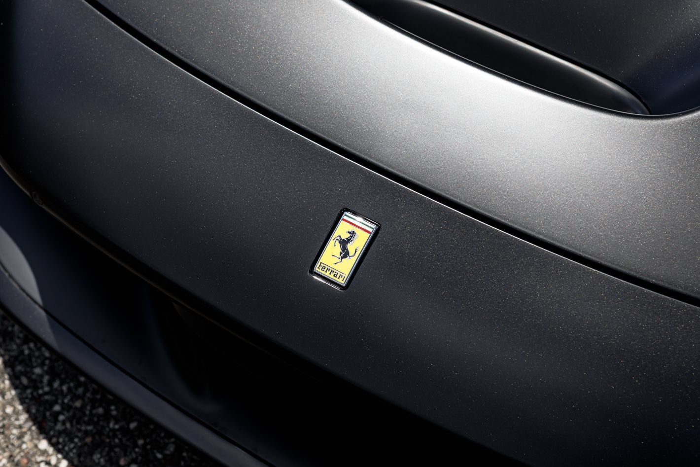 Used 2022 Ferrari F8 Tributo RWD image 2