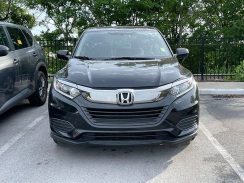 Used 2022 Honda HR-V LX image 2