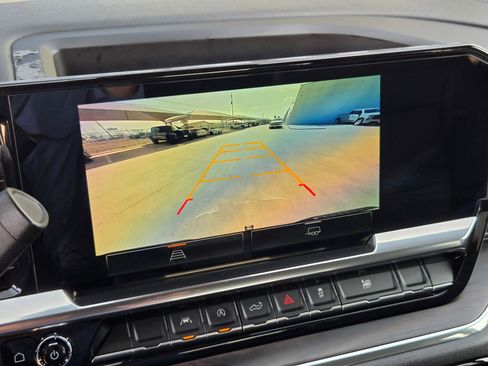 Certified 2024 GMC Sierra 1500 SLT image 18