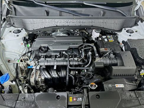 Used 2025 Hyundai Kona SEL AWD/4WD image 9