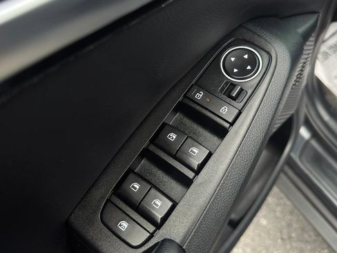 Used 2024 Kia Seltos EX AWD/4WD image 17