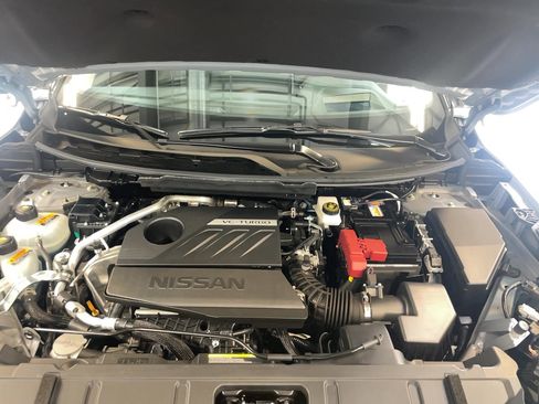 Used 2025 Nissan Rogue SL w/ Tech Package image 24