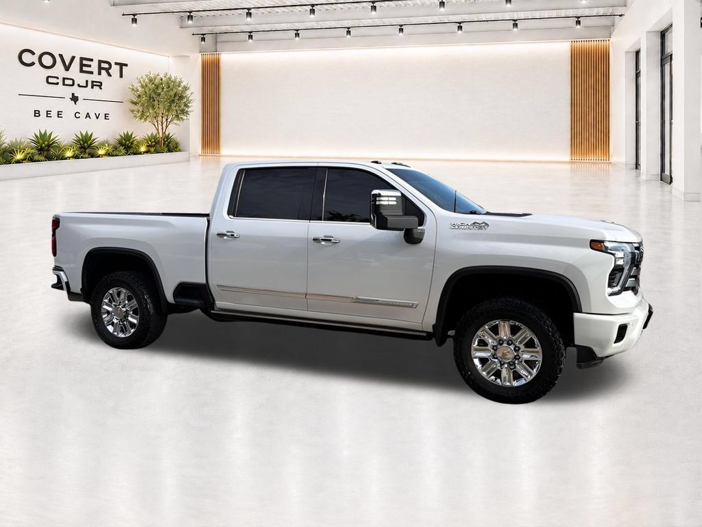 Used 2024 Chevrolet Silverado 2500 High Country w/ High Country Premium Package AWD/4WD image 20