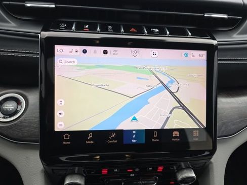 Used 2022 Jeep Grand Cherokee L Overland image 5