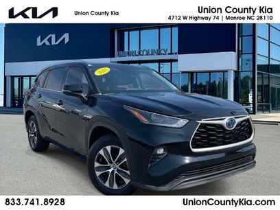 Used 2021 Toyota Highlander XLE