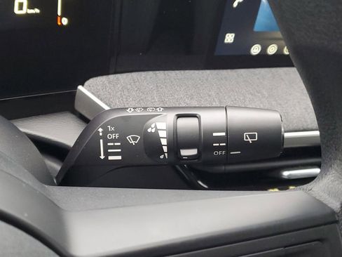 New 2026 Nissan Kicks SV image 16