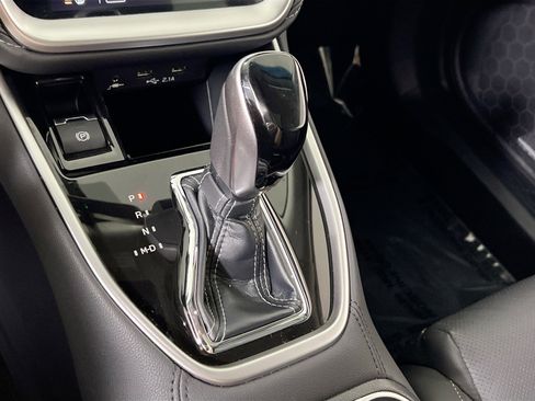 Used 2022 Subaru Outback Limited image 17