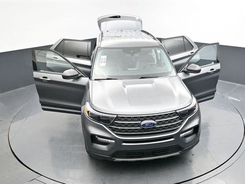 Certified 2022 Ford Explorer XLT w/ Equipment Group 202A image 47