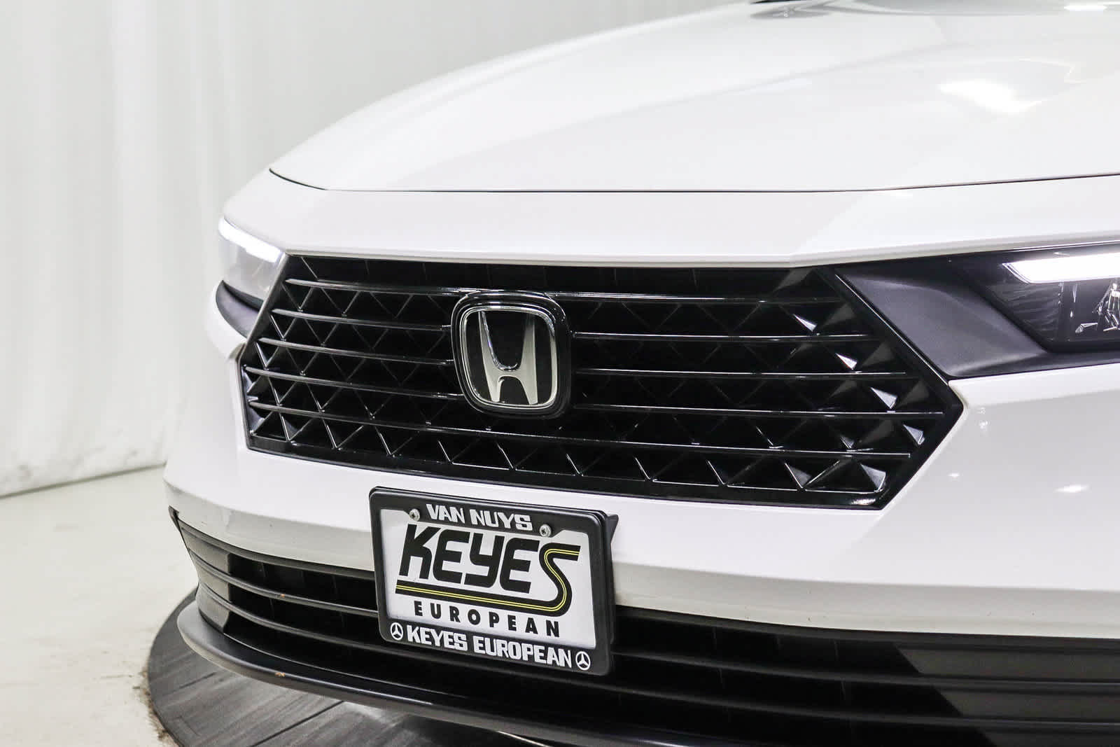 Used 2024 Honda Accord Sport image 8