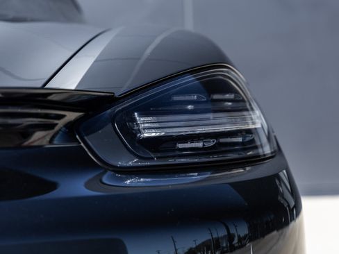 Certified 2019 Porsche 718 Boxster GTS image 15