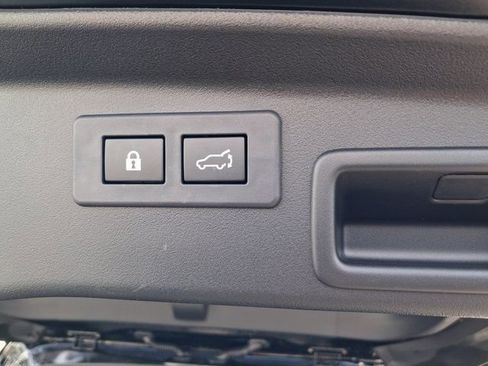 New 2026 Subaru Outback Touring AWD/4WD image 14