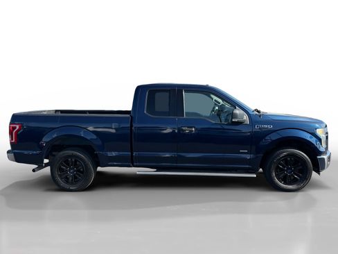 Used 2015 Ford F150 XLT w/ Equipment Group 301A Mid RWD image 6