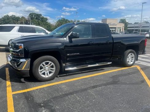 Certified 2018 Chevrolet Silverado 1500 LT w/ All Star Edition AWD/4WD image 2