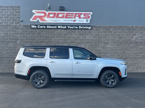 New 2026 Jeep Grand Wagoneer 4WD w/ Quick Order Packge 29V Upland image 2
