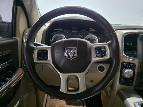 Used 2014 RAM 1500 Laramie w/ Convenience Group image 4