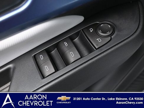 New 2026 Chevrolet Equinox EV LT w/ LPO, Blackout Package AWD/4WD image 21