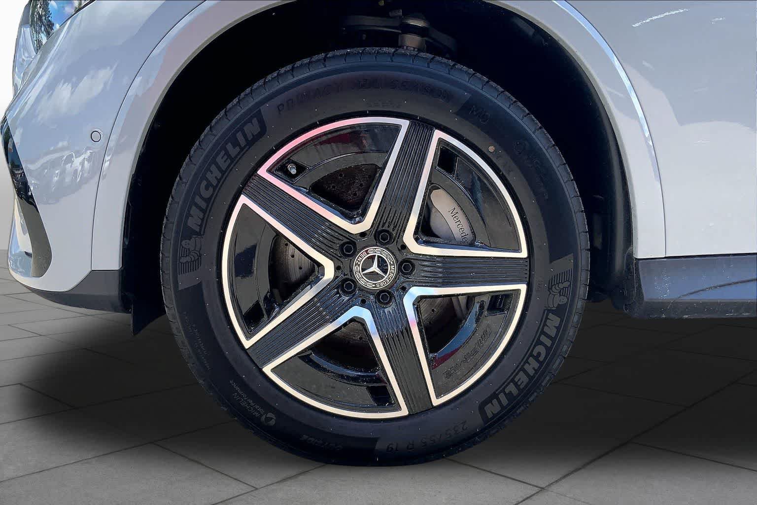 Certified 2026 Mercedes-Benz GLC 300 4MATIC image 11