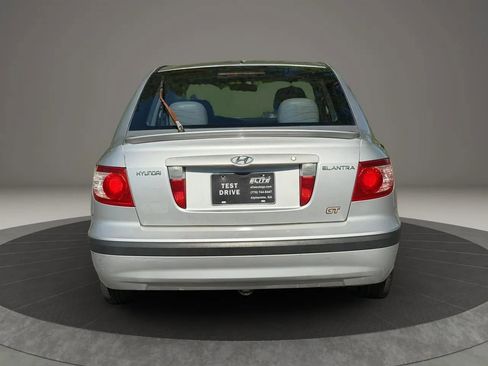 Used 2004 Hyundai Elantra GT FWD image 5