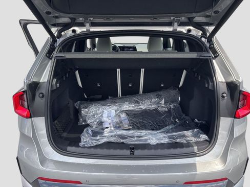 New 2026 BMW X1 xDrive28i w/ Convenience Package AWD/4WD image 6