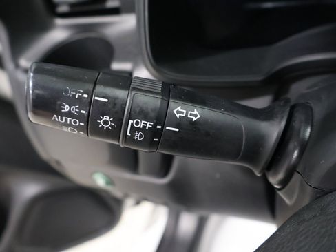 Used 2018 Honda Fit EX image 36